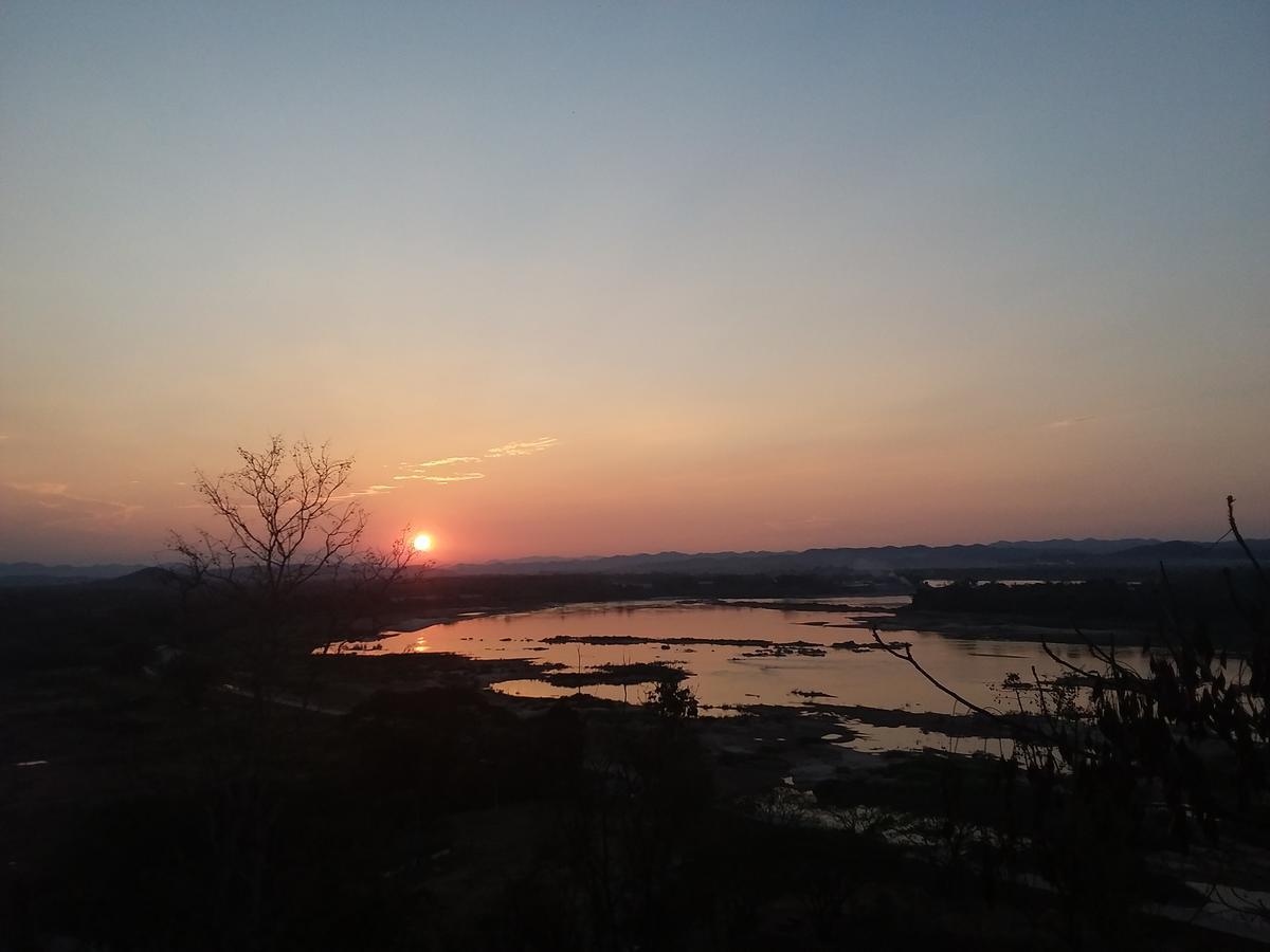 Baan Sky House Riverside Homestay Chiang Khan Exterior photo